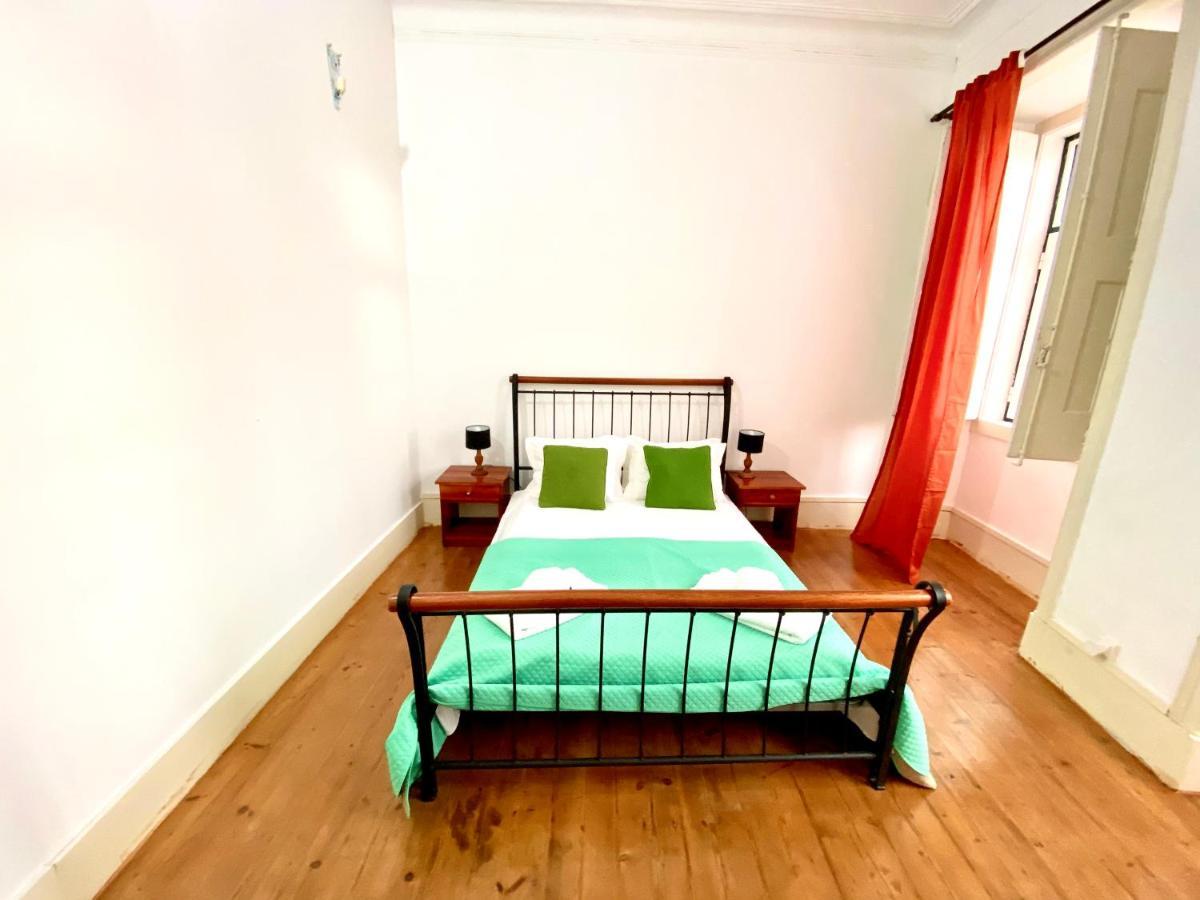 Artdeco Chiado 4 - Large Comfortable Double Room With Shared Bathroom Lisboa 外观 照片