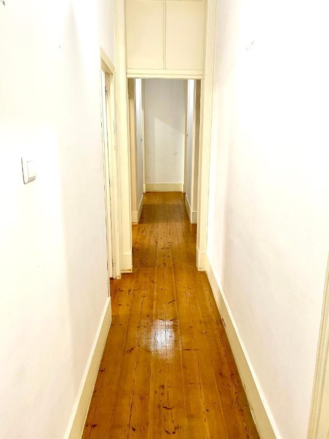 Artdeco Chiado 4 - Large Comfortable Double Room With Shared Bathroom Lisboa 外观 照片